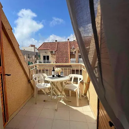 Διαμέρισμα Holiday Apartment *